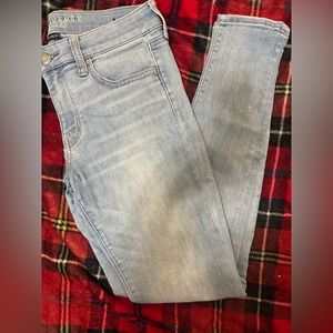 american eagle light wash jegging jeans